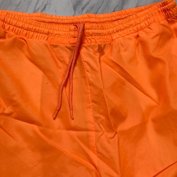 Vintage Reebok Shorts - Picture 3 of 5